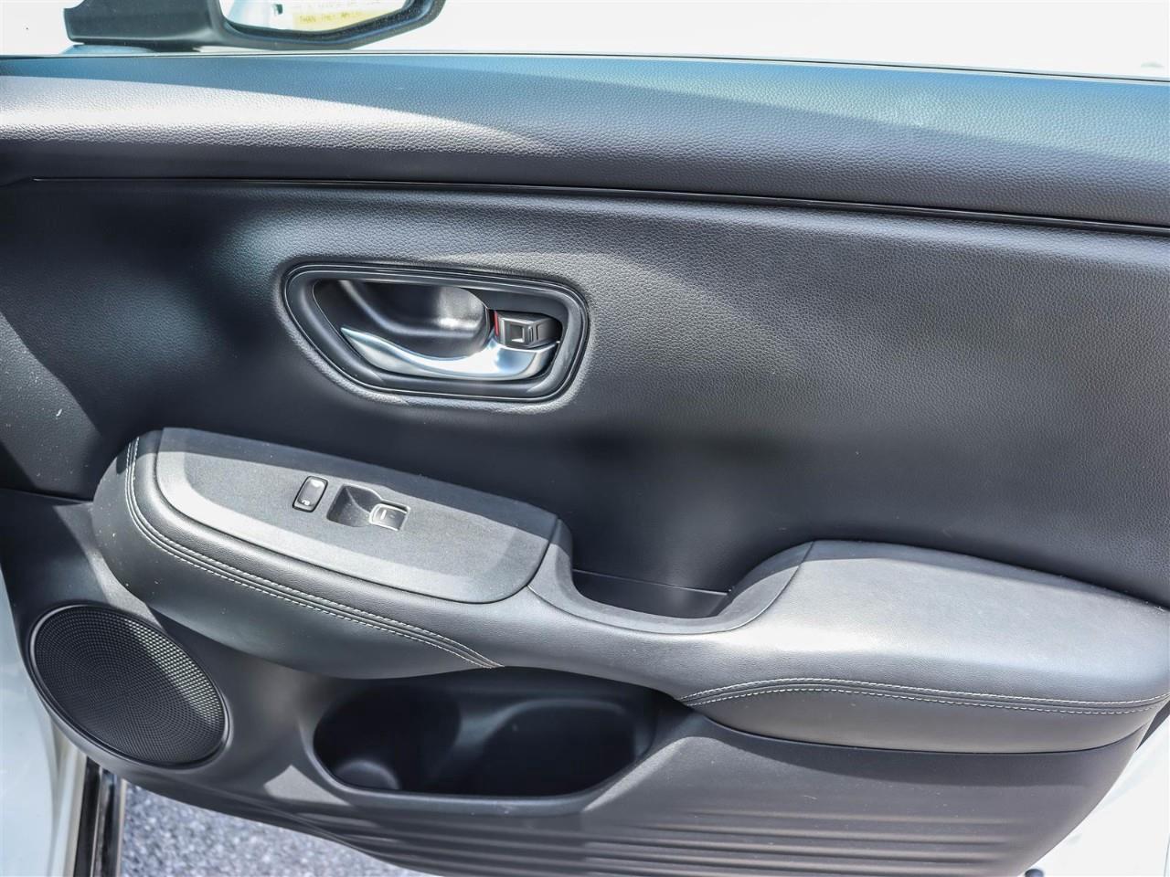 2023 Honda HR-V EX-L Navi 4dr All-Wheel Drive Photo