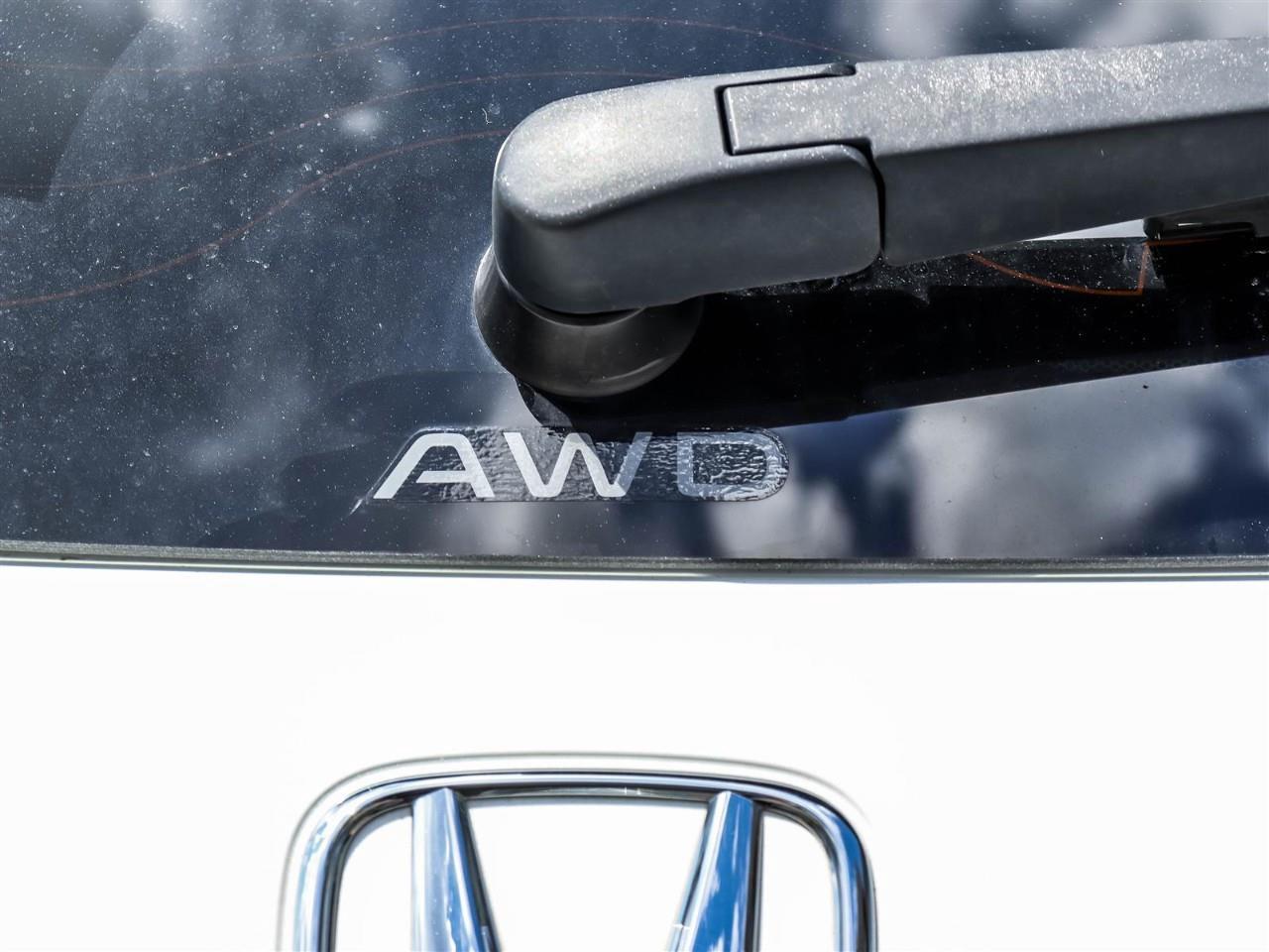 2023 Honda HR-V EX-L Navi 4dr All-Wheel Drive Photo