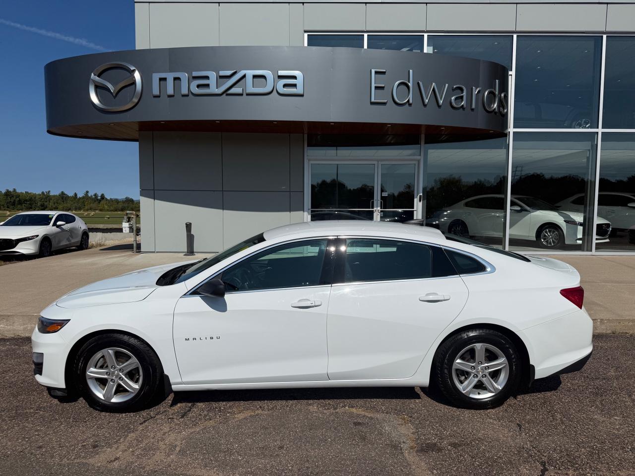 2021 Chevrolet Malibu LS w/1FL 4dr Sedan Photo0
