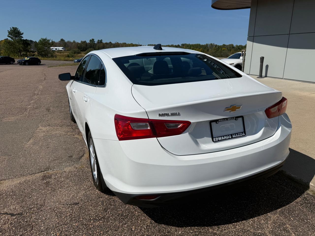 2021 Chevrolet Malibu LS w/1FL 4dr Sedan Photo