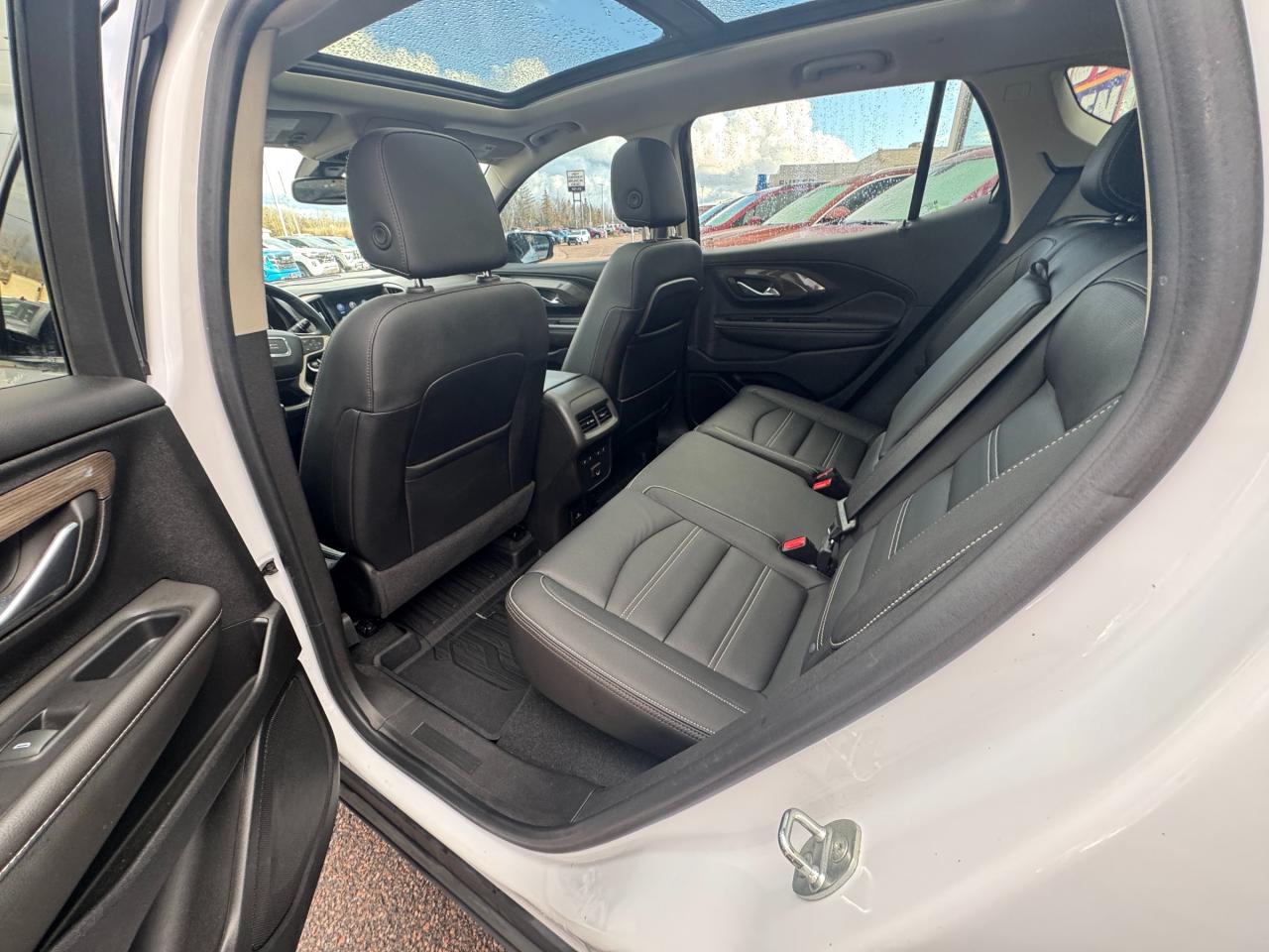 2023 GMC Terrain Denali All-Wheel Drive Photo