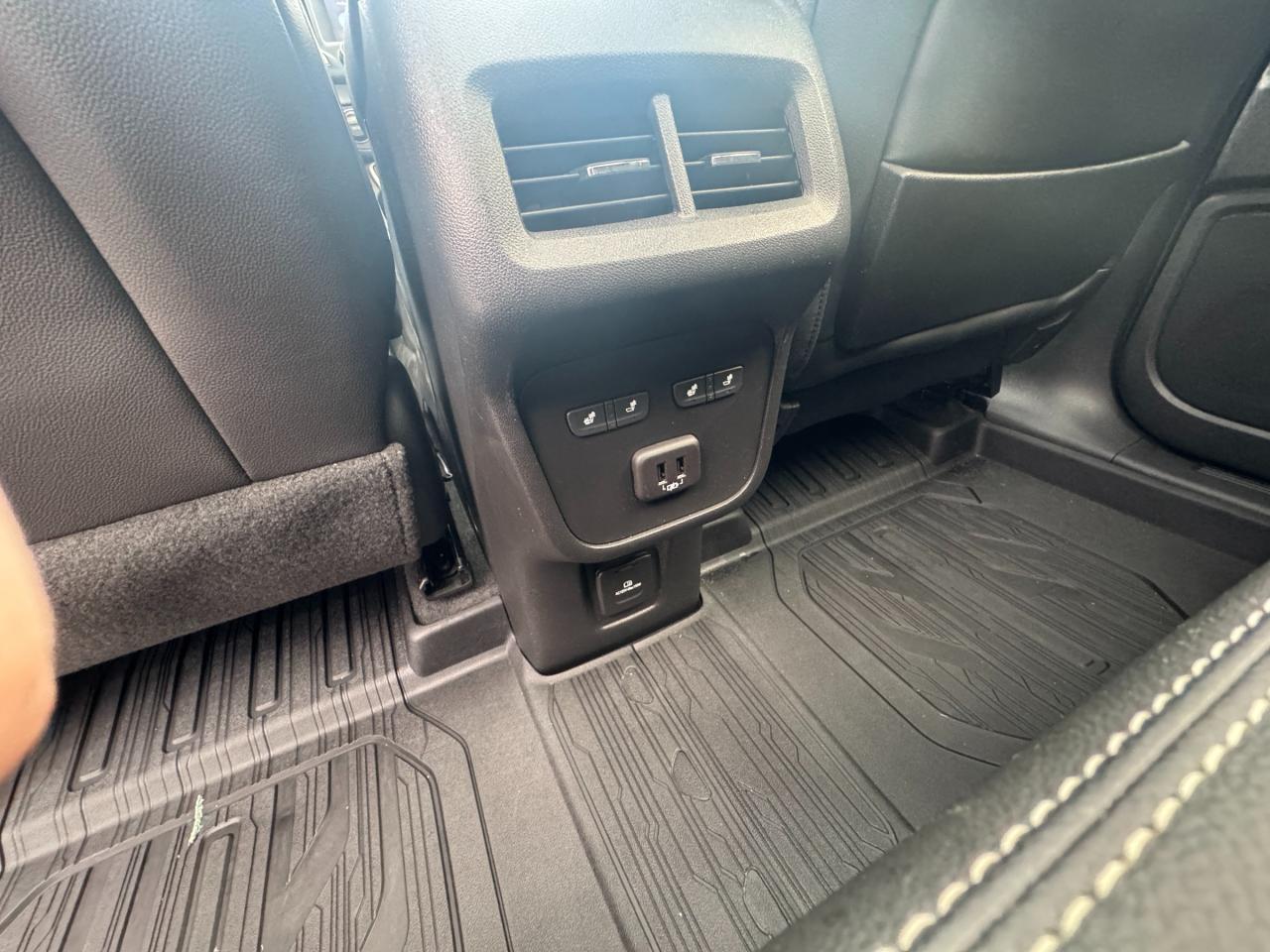 2023 GMC Terrain Denali All-Wheel Drive Photo