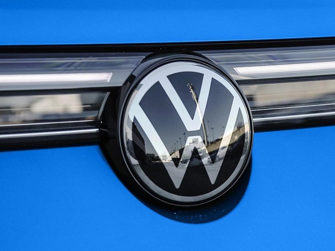2026 Volkswagen Taos Comfortline Black Edition Photo