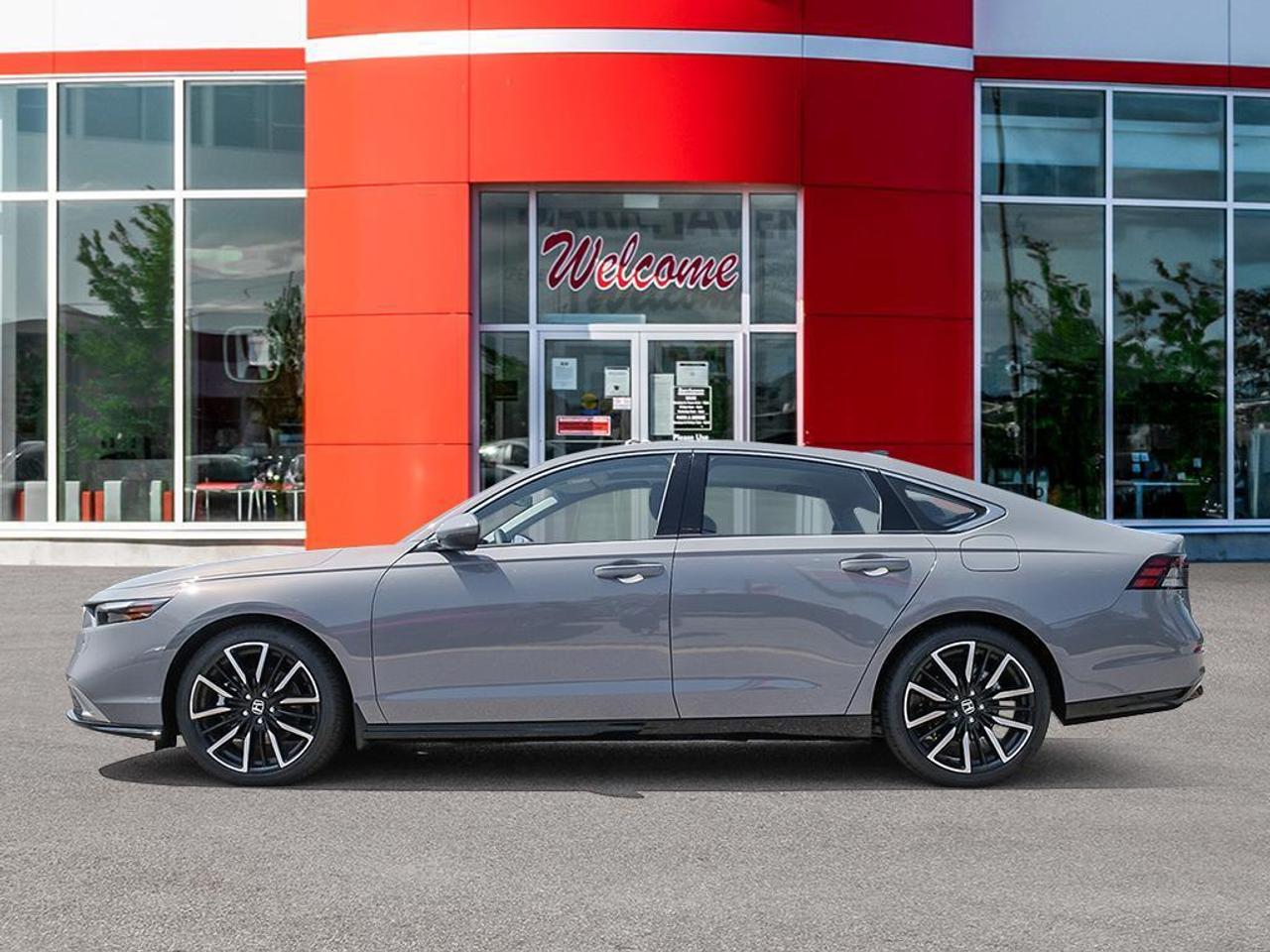 2025 Honda Accord Hybrid Touring 4dr Sedan Photo