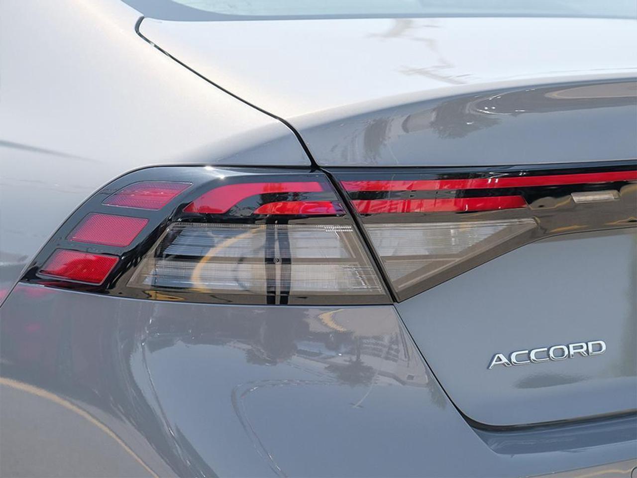 2025 Honda Accord Hybrid Touring 4dr Sedan Photo