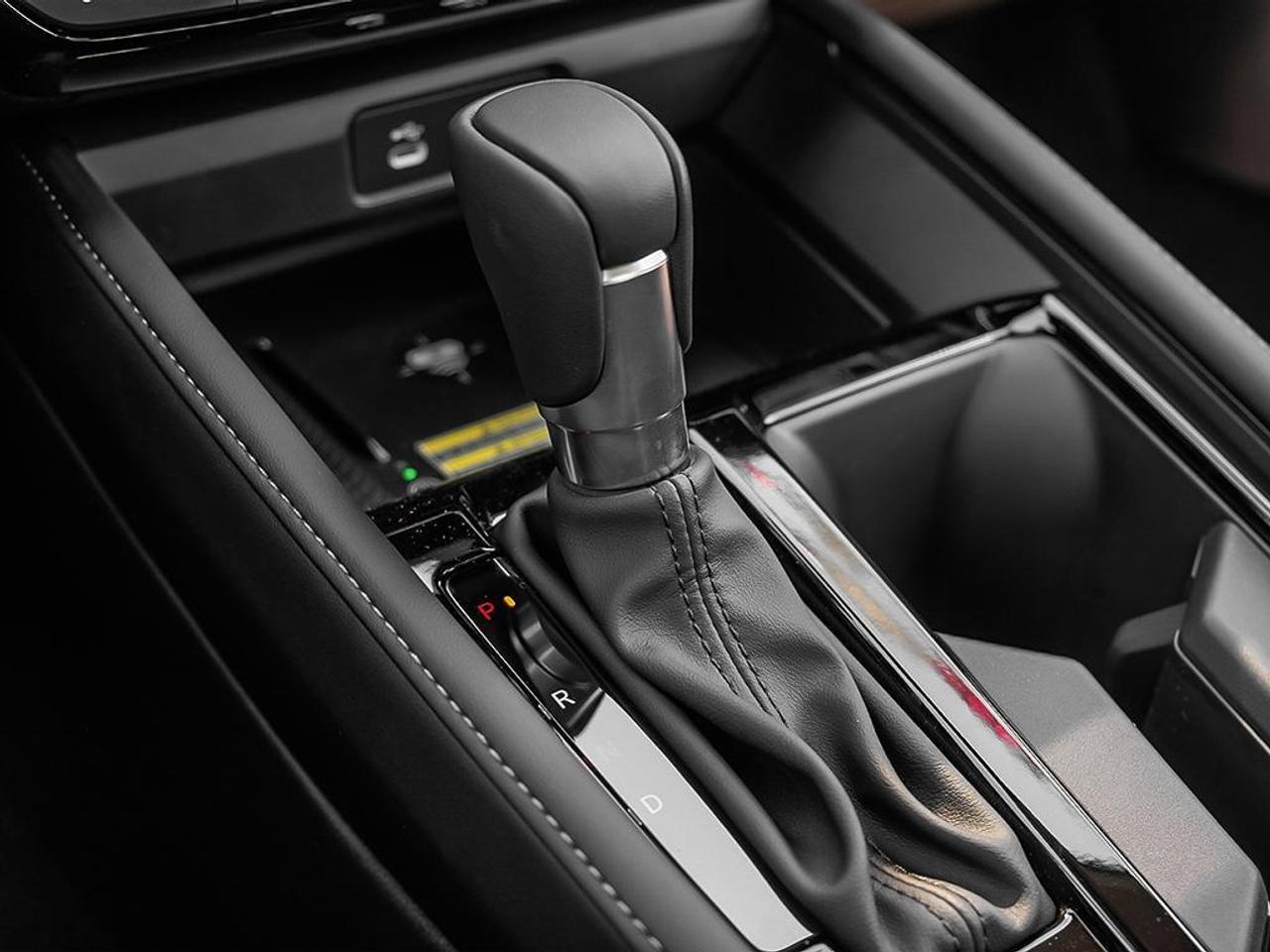 2025 Honda Accord Hybrid Touring 4dr Sedan Photo