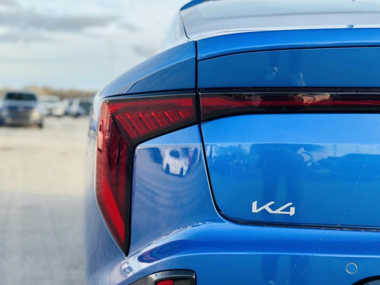 2025 Kia K4 GT-LINE LIMITED Photo4