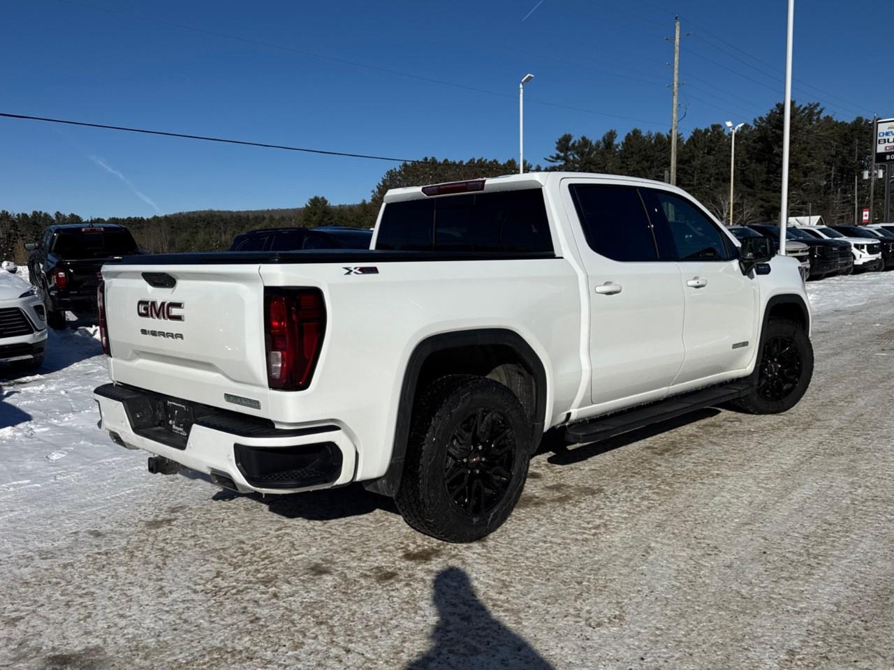 2026 GMC Sierra 1500 Crew Cab Short Box 4-Wheel Drive Elevation Photo