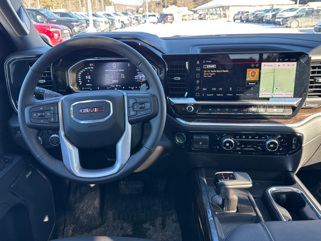 2026 GMC Sierra 1500 Crew Cab Short Box 4-Wheel Drive Elevation Photo