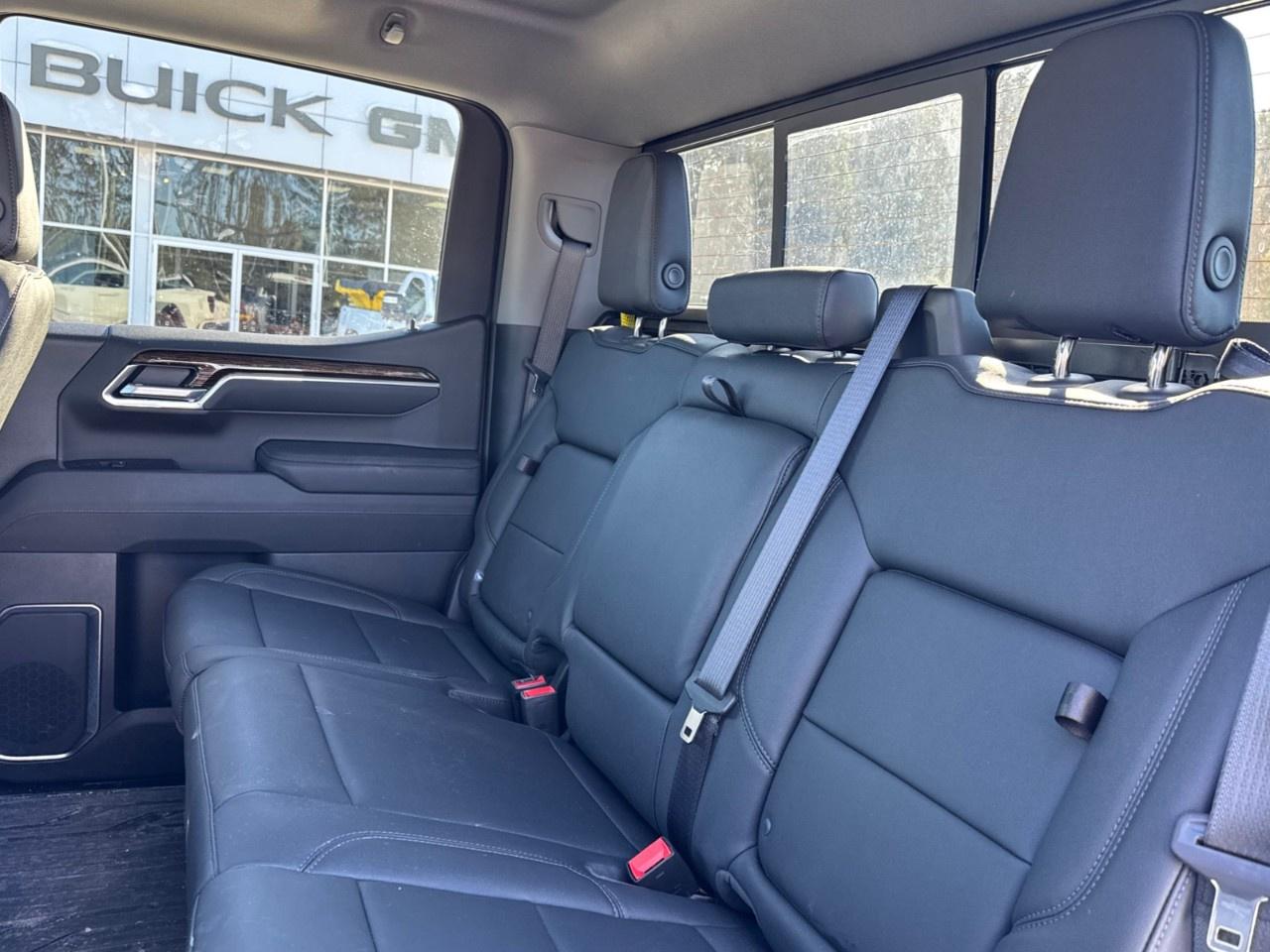 2026 GMC Sierra 1500 Crew Cab Short Box 4-Wheel Drive Elevation Photo