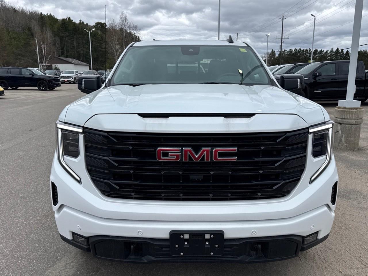 2026 GMC Sierra 1500 Crew Cab Short Box 4-Wheel Drive Elevation Photo