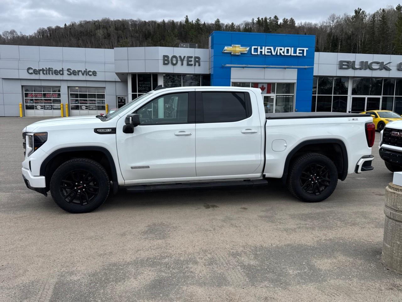 2026 GMC Sierra 1500 Crew Cab Short Box 4-Wheel Drive Elevation Photo