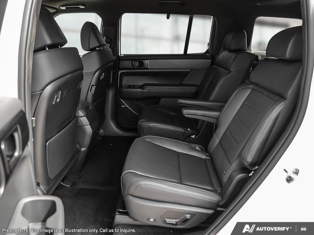 2025 Hyundai Santa Fe Ultimate Calligraphy w/Beige 4dr All-Wheel Drive Photo