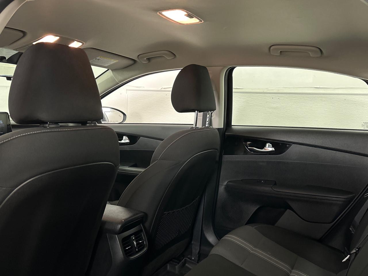 2022 Kia Forte EX 4dr Sedan Photo