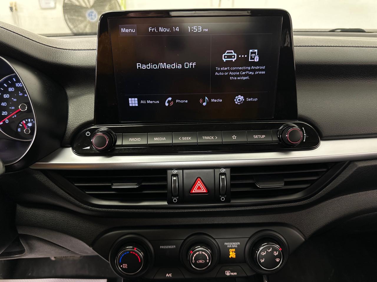 2022 Kia Forte EX 4dr Sedan Photo