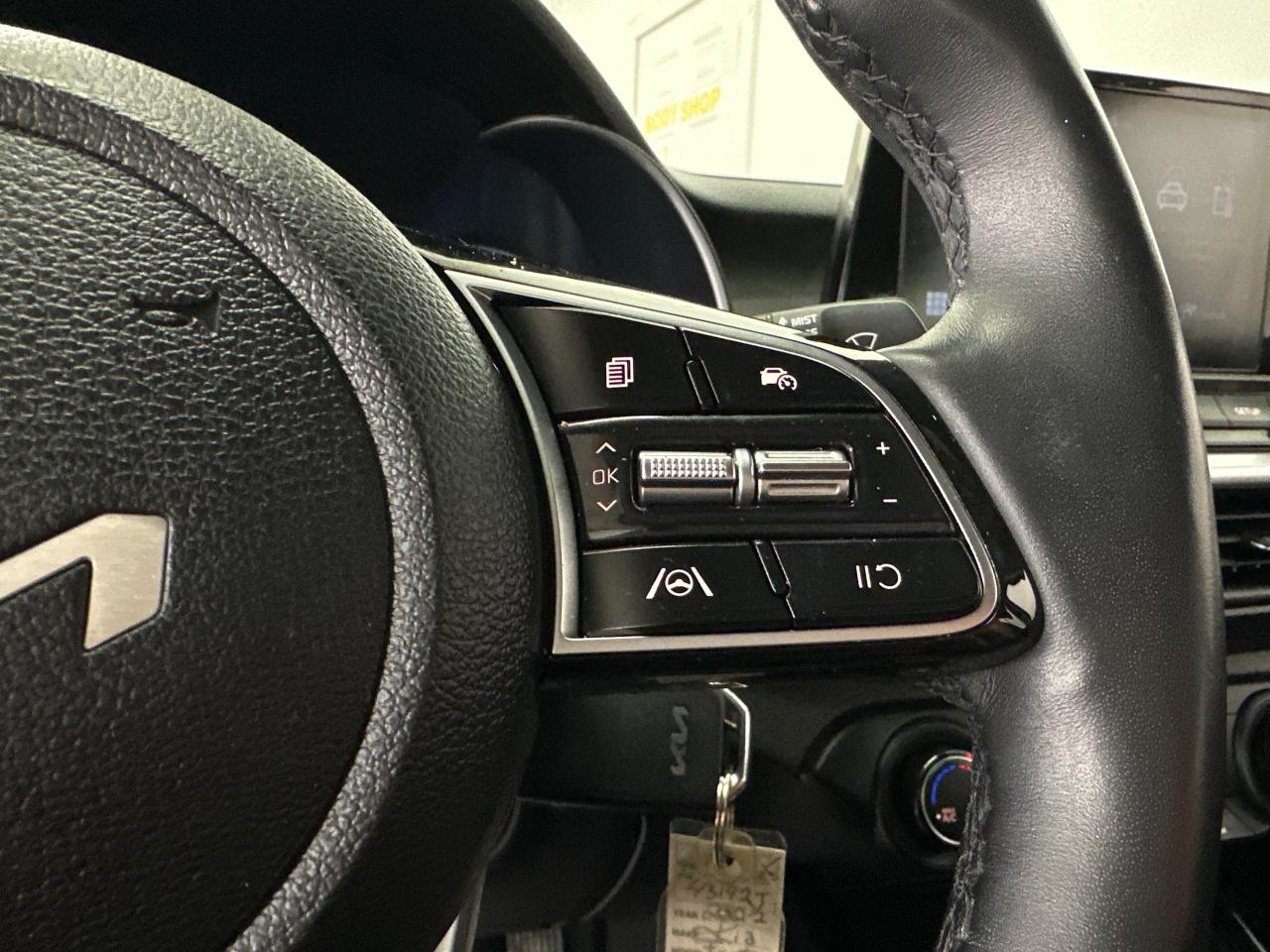 2022 Kia Forte EX 4dr Sedan Photo