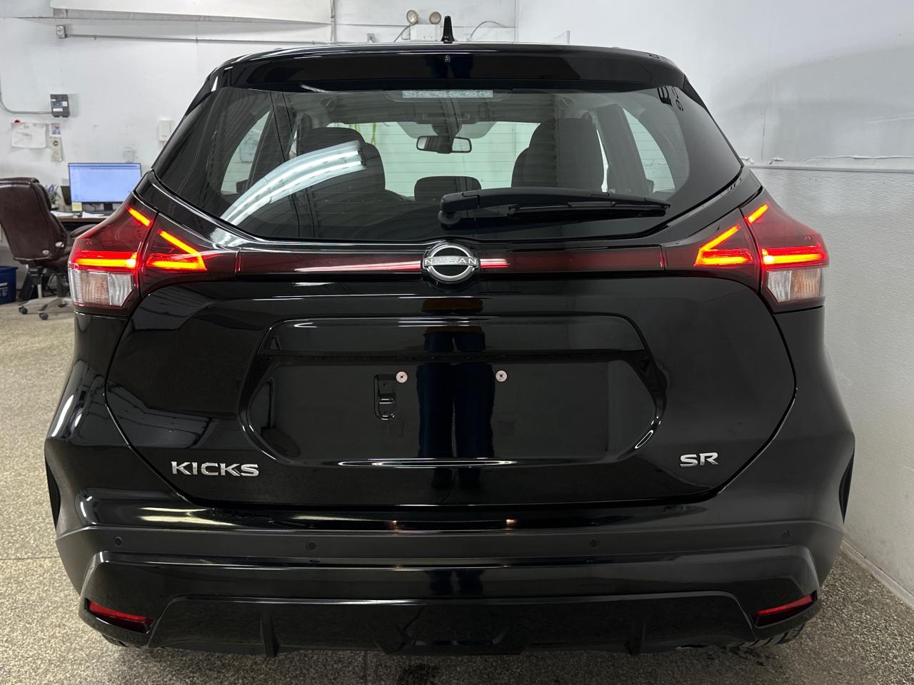 2024 Nissan Kicks SR 4dr Front-Wheel Drive Photo