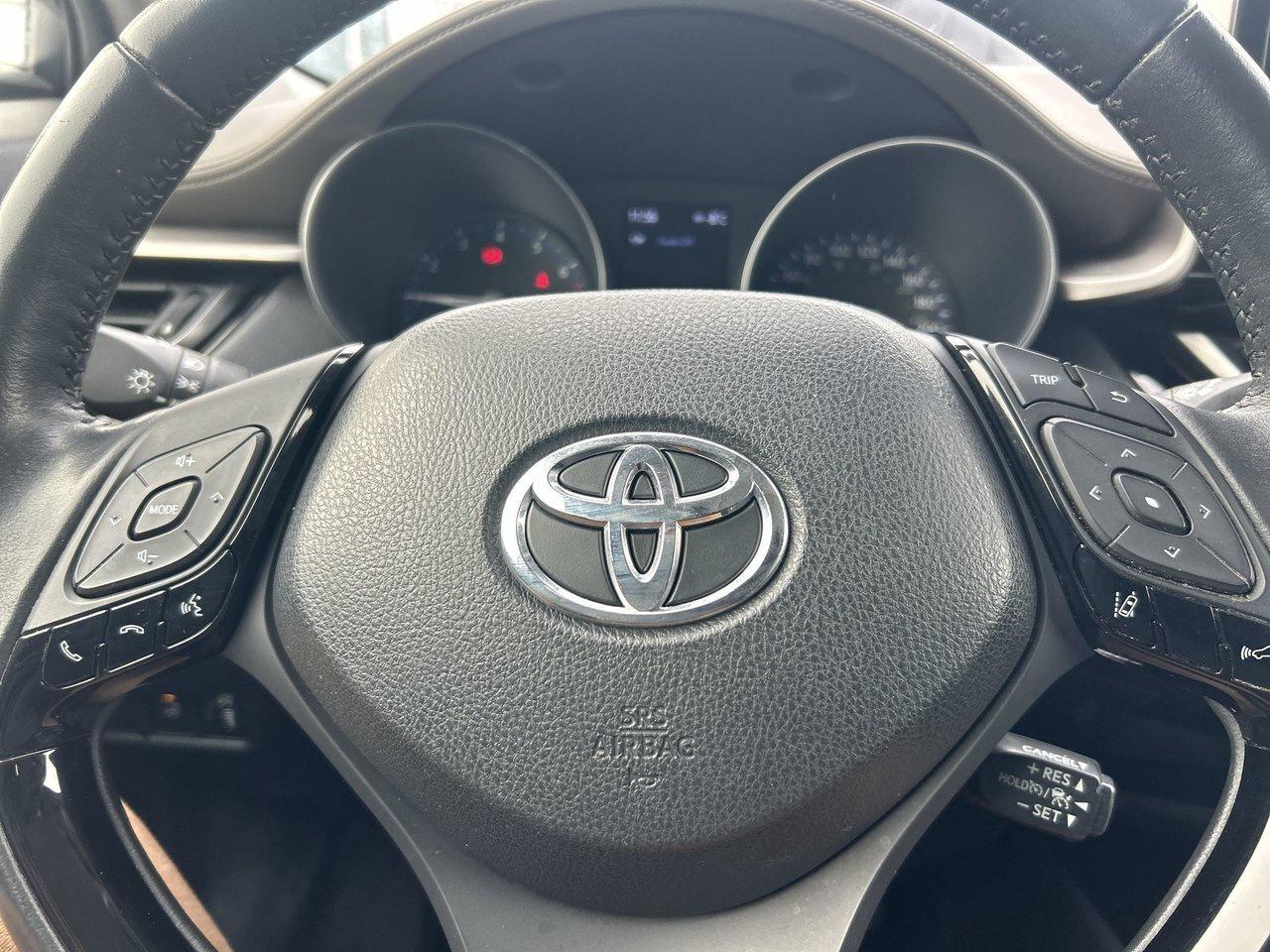 2022 Toyota C-HR Limited 18 inch Wheels Power Seat Leather Adaptive Photo