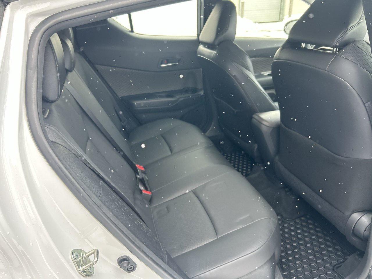 2022 Toyota C-HR Limited 18 inch Wheels Power Seat Leather Adaptive Photo