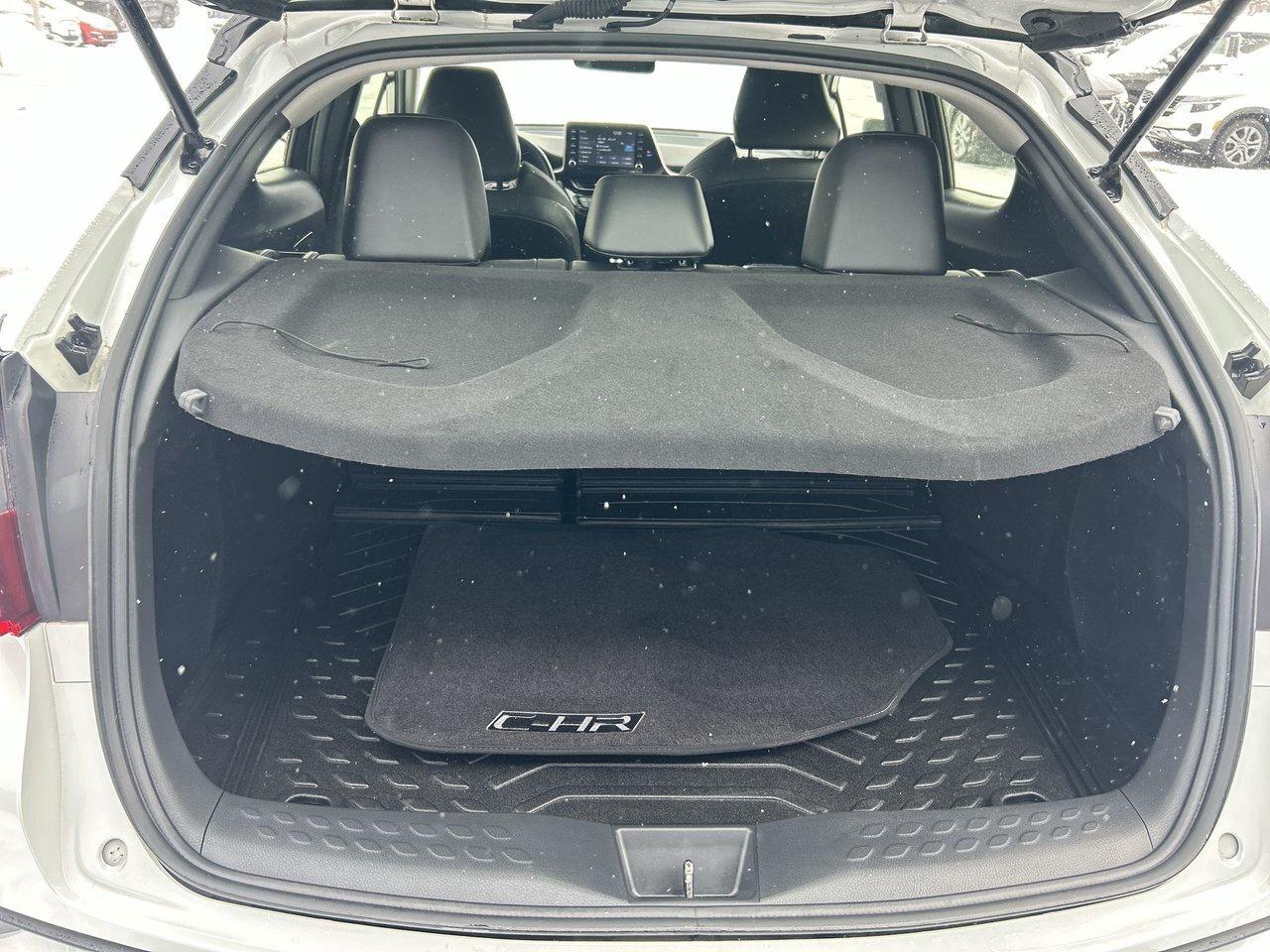 2022 Toyota C-HR Limited 18 inch Wheels Power Seat Leather Adaptive Photo