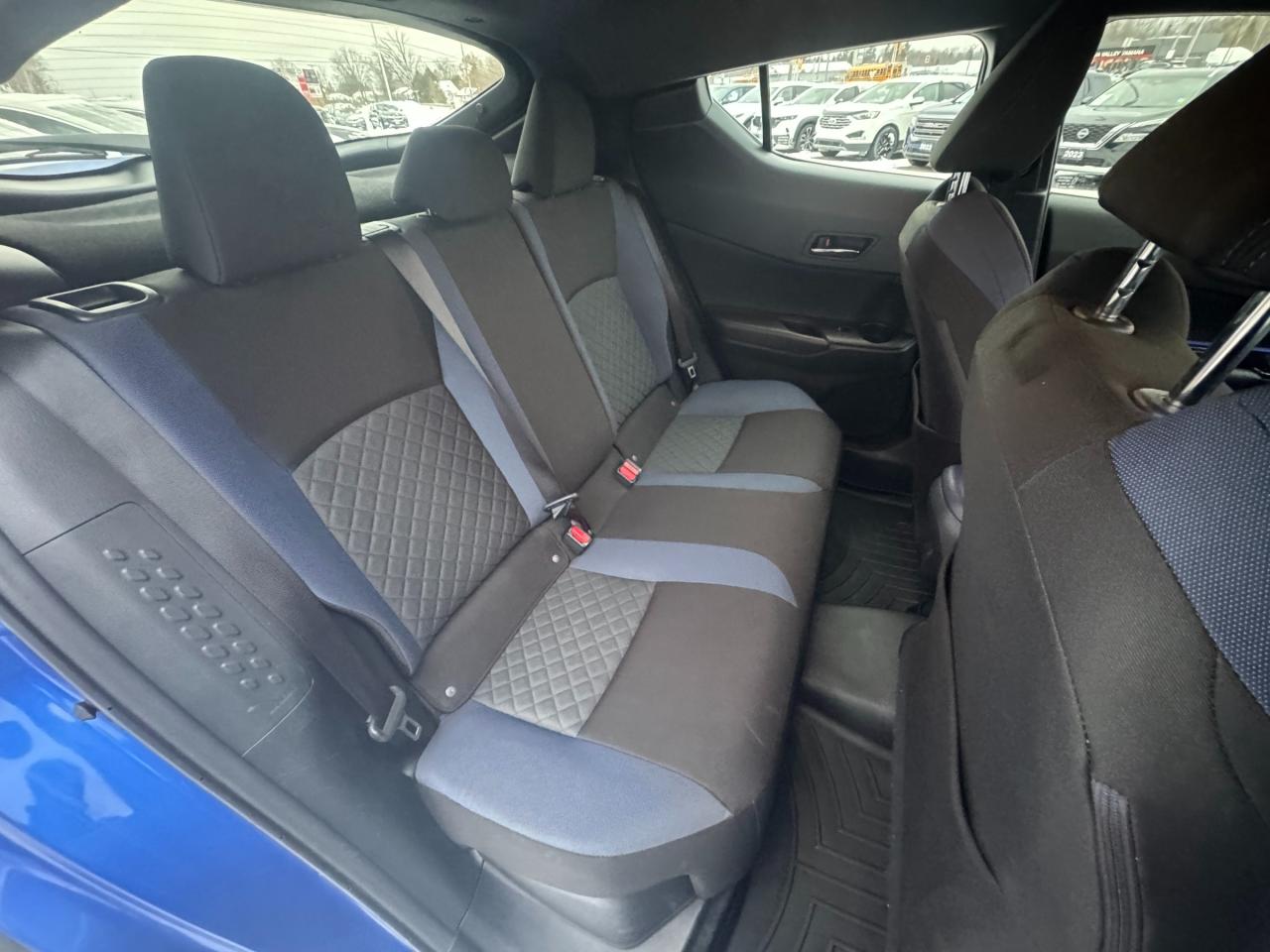 2022 Toyota C-HR XLE Premium 4dr Front-Wheel Drive Sport Utility Photo