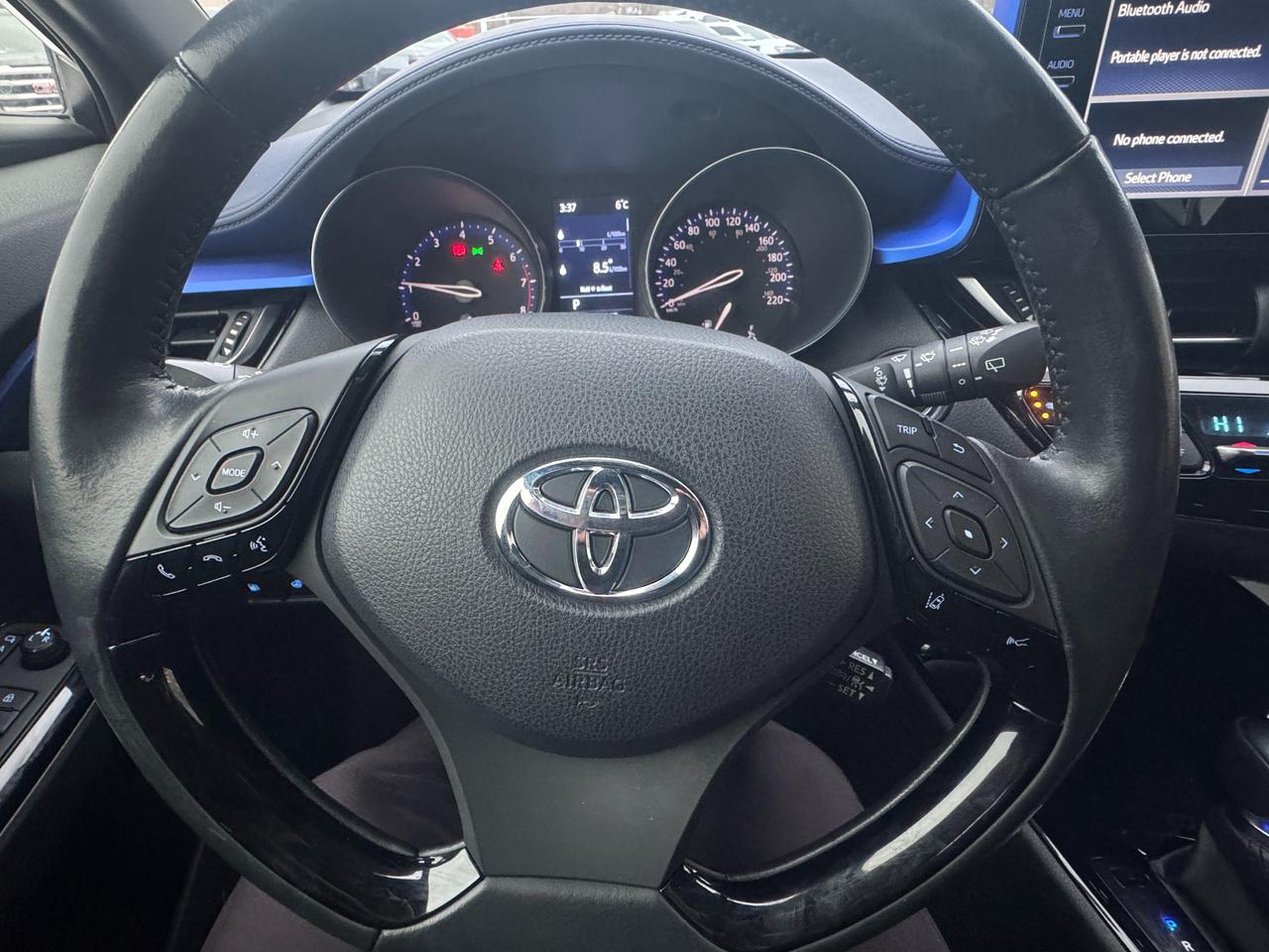 2022 Toyota C-HR XLE Premium 4dr Front-Wheel Drive Sport Utility Photo