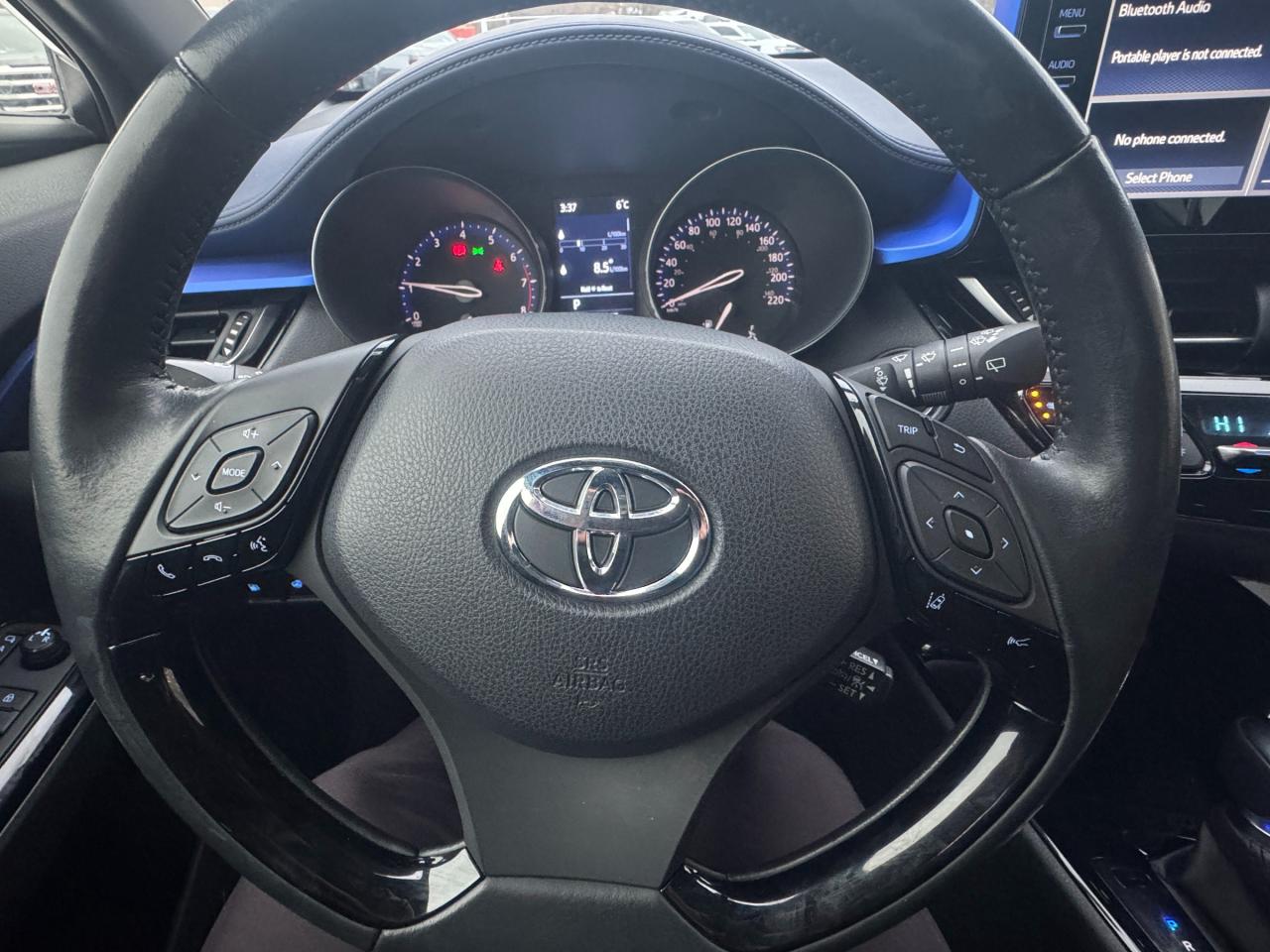 2022 Toyota C-HR XLE Premium 4dr Front-Wheel Drive Sport Utility Photo