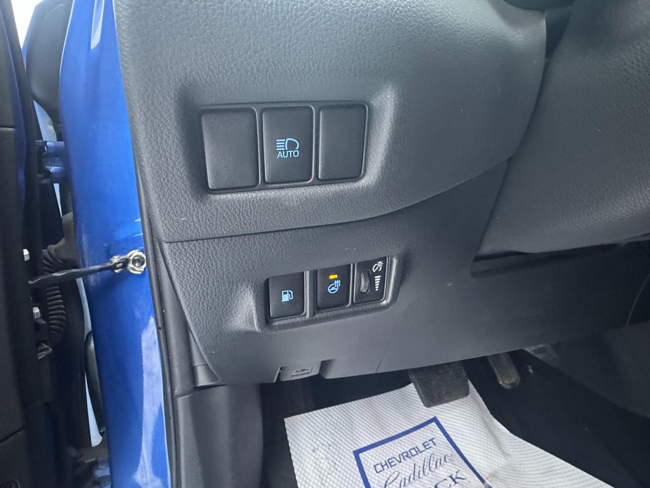 2022 Toyota C-HR XLE Premium 4dr Front-Wheel Drive Sport Utility Photo