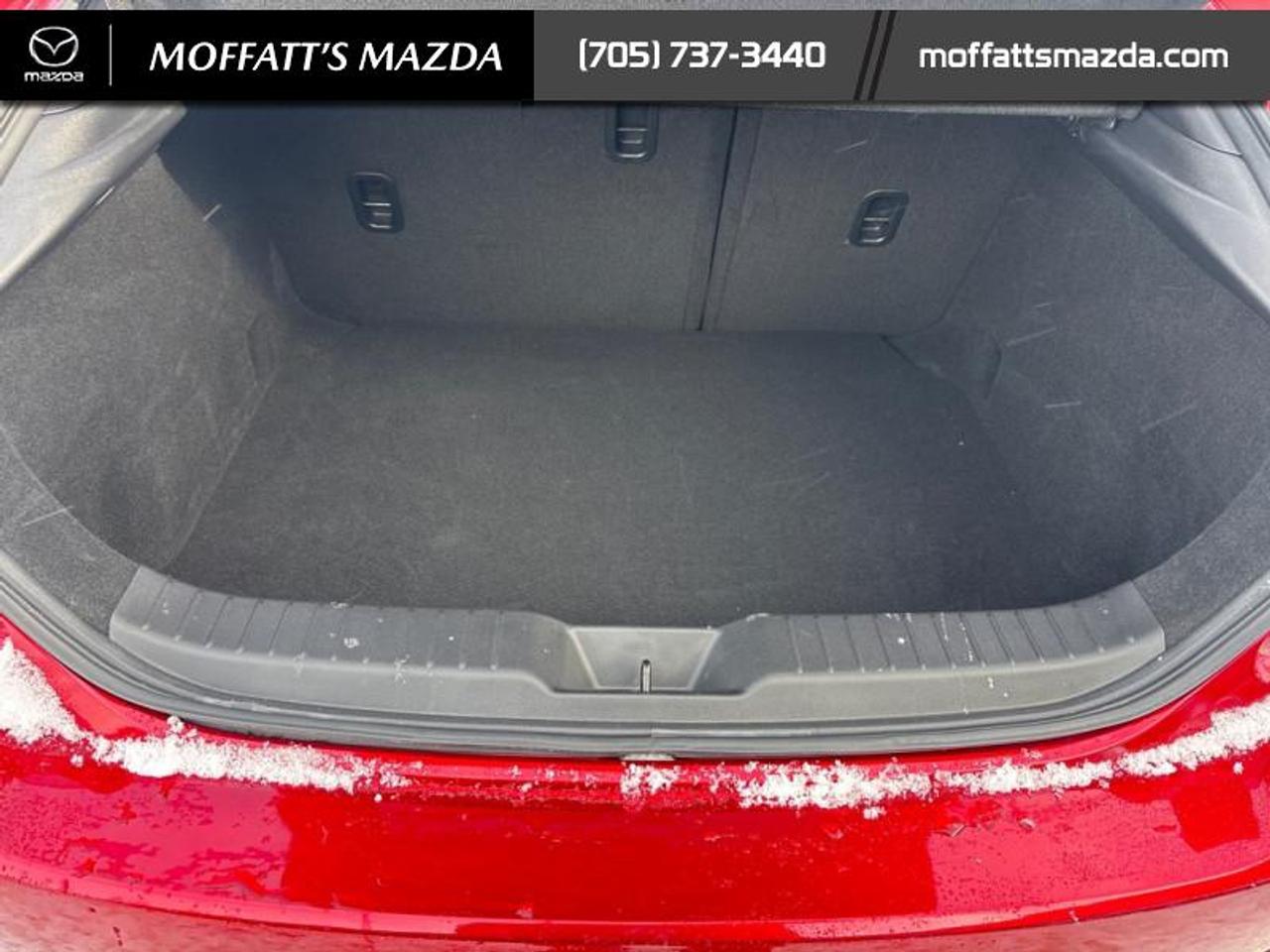 2025 Mazda Mazda3 Sport GS Photo