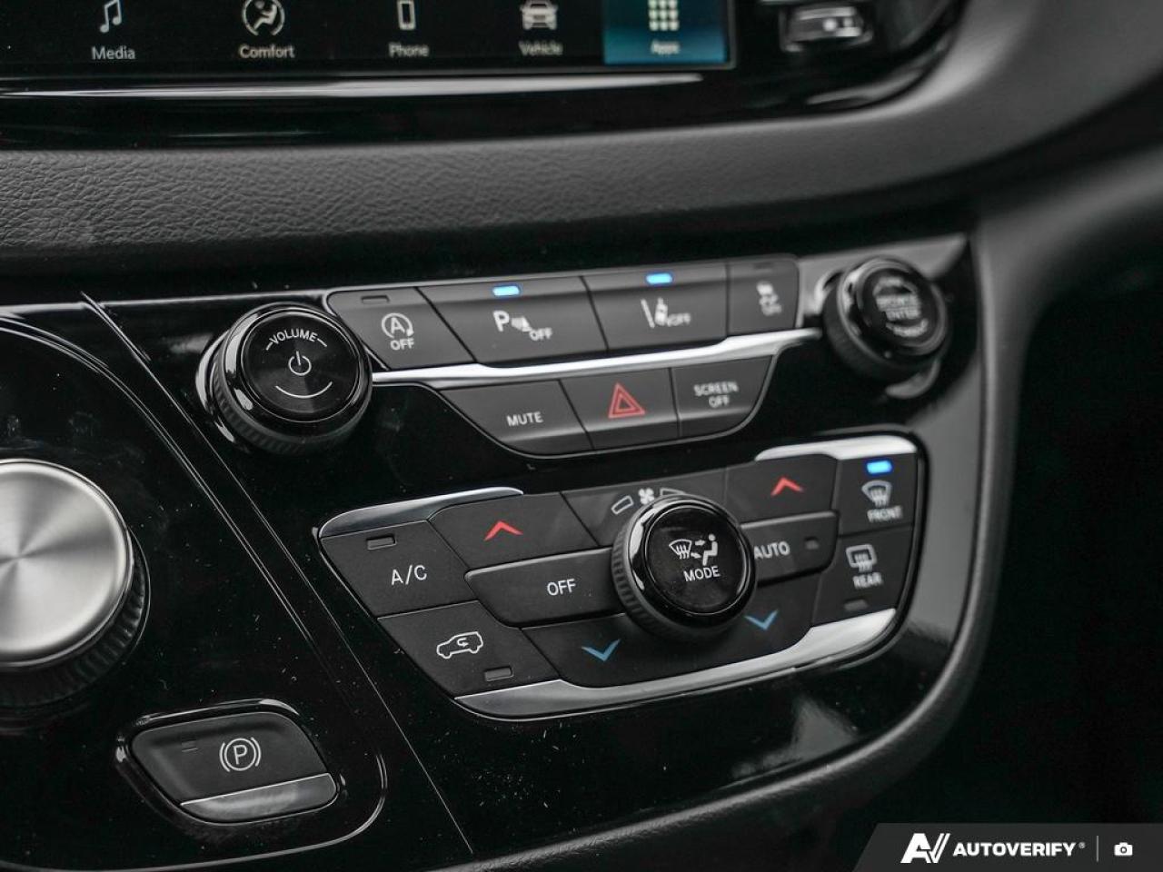 2026 Chrysler Grand Caravan SXT Front-Wheel Drive Passenger Van Photo