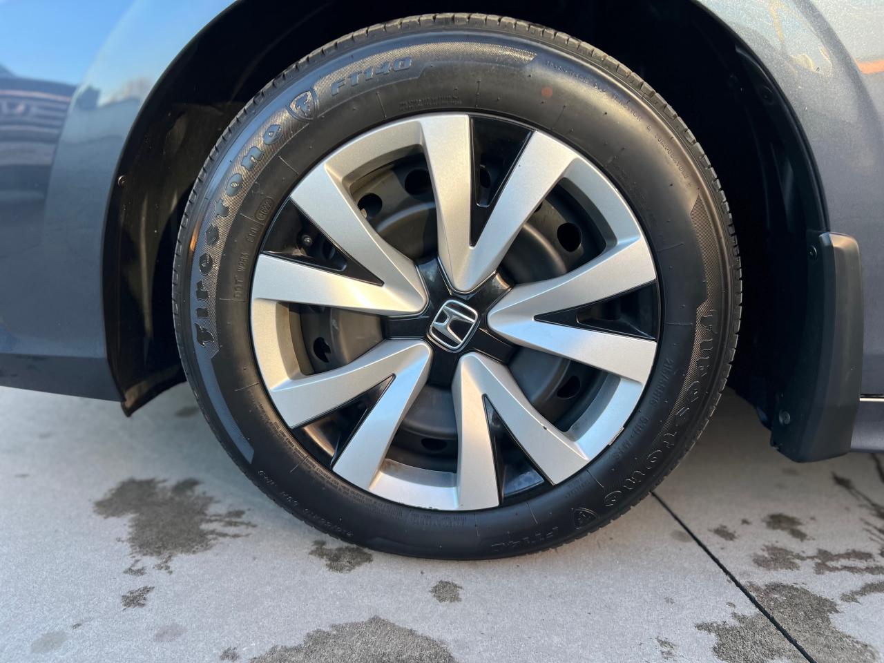 2023 Honda Civic LX 4dr Sedan Photo