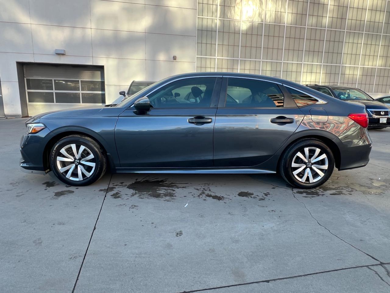 2023 Honda Civic LX 4dr Sedan Photo3