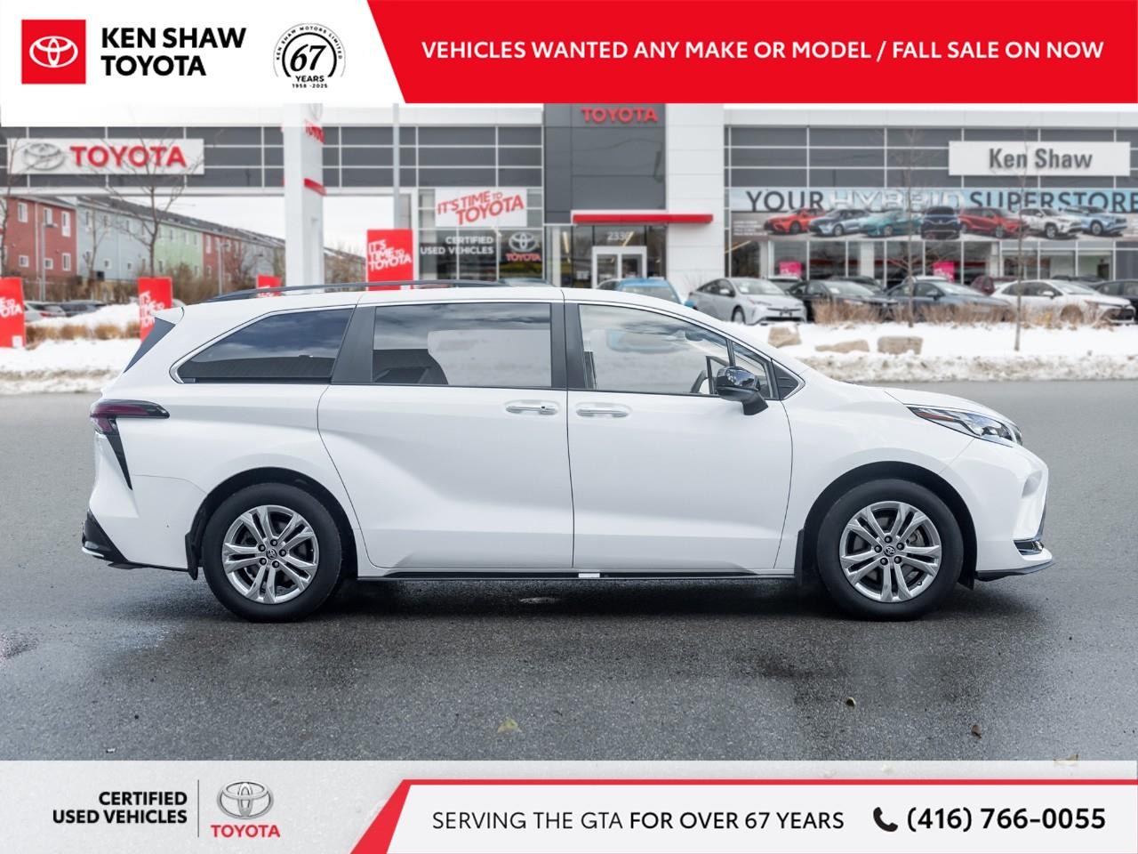 2022 Toyota Sienna XSE 7-Passenger 4dr All-Wheel Drive Passenger Van Photo