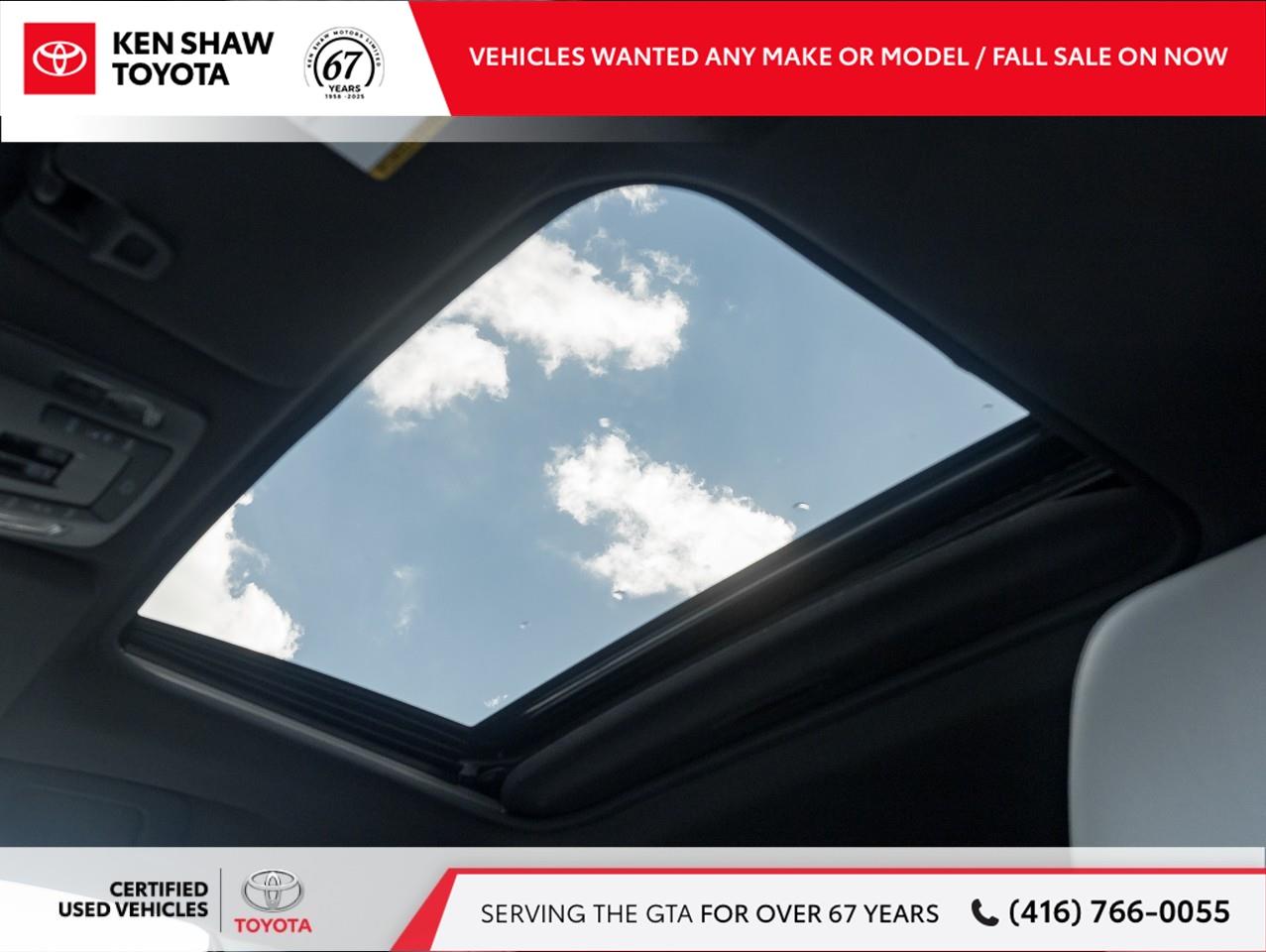 2022 Toyota Sienna XSE 7-Passenger 4dr All-Wheel Drive Passenger Van Photo