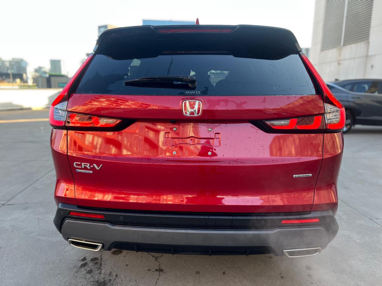 2024 Honda CR-V Hybrid Touring 4dr All-Wheel Drive Photo4