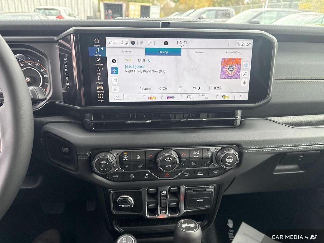 2026 Jeep Wrangler SAHARA 4DR 4X4 Photo