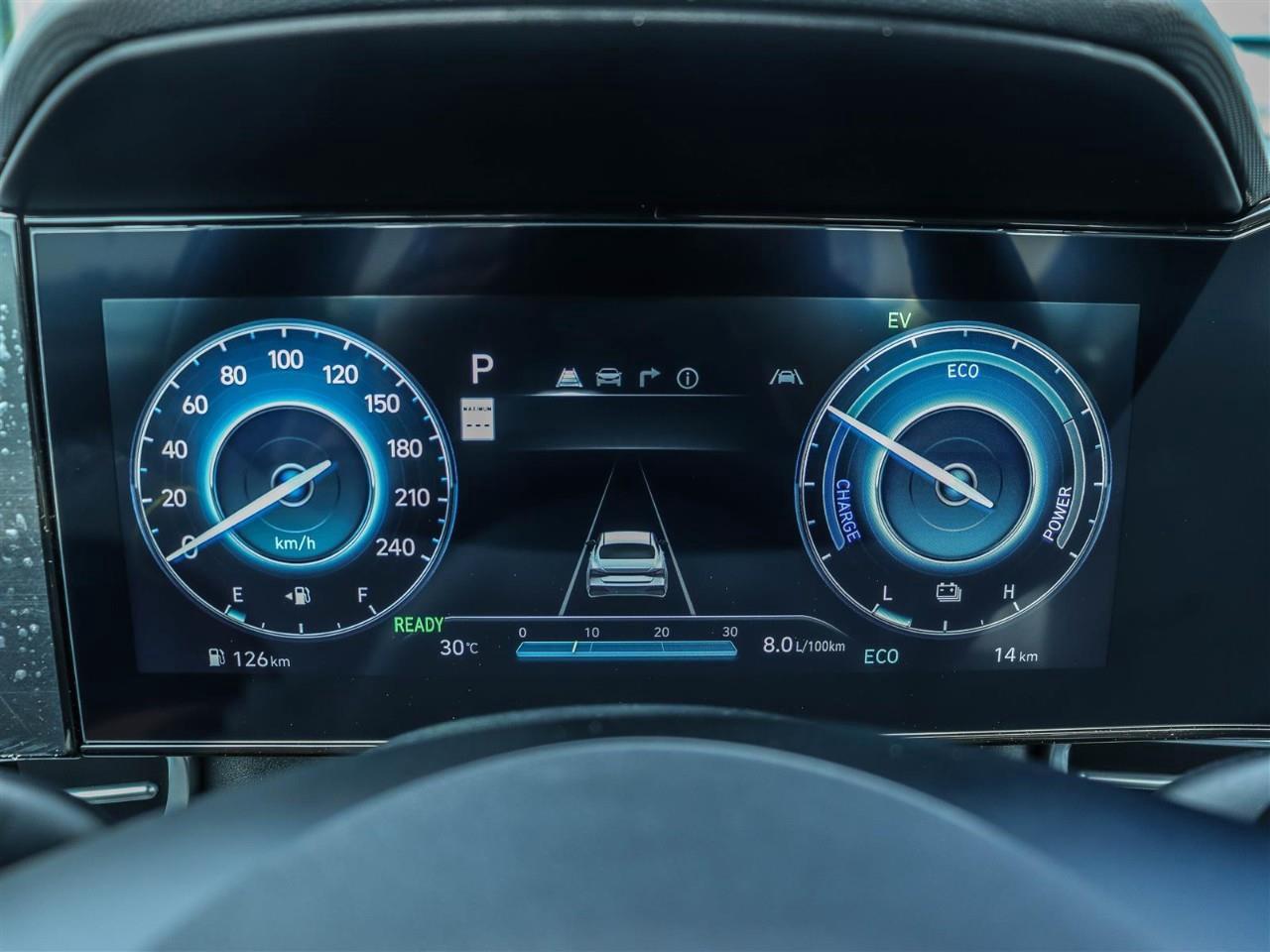 2025 Hyundai Elantra HEV Luxury 4dr Sedan Photo