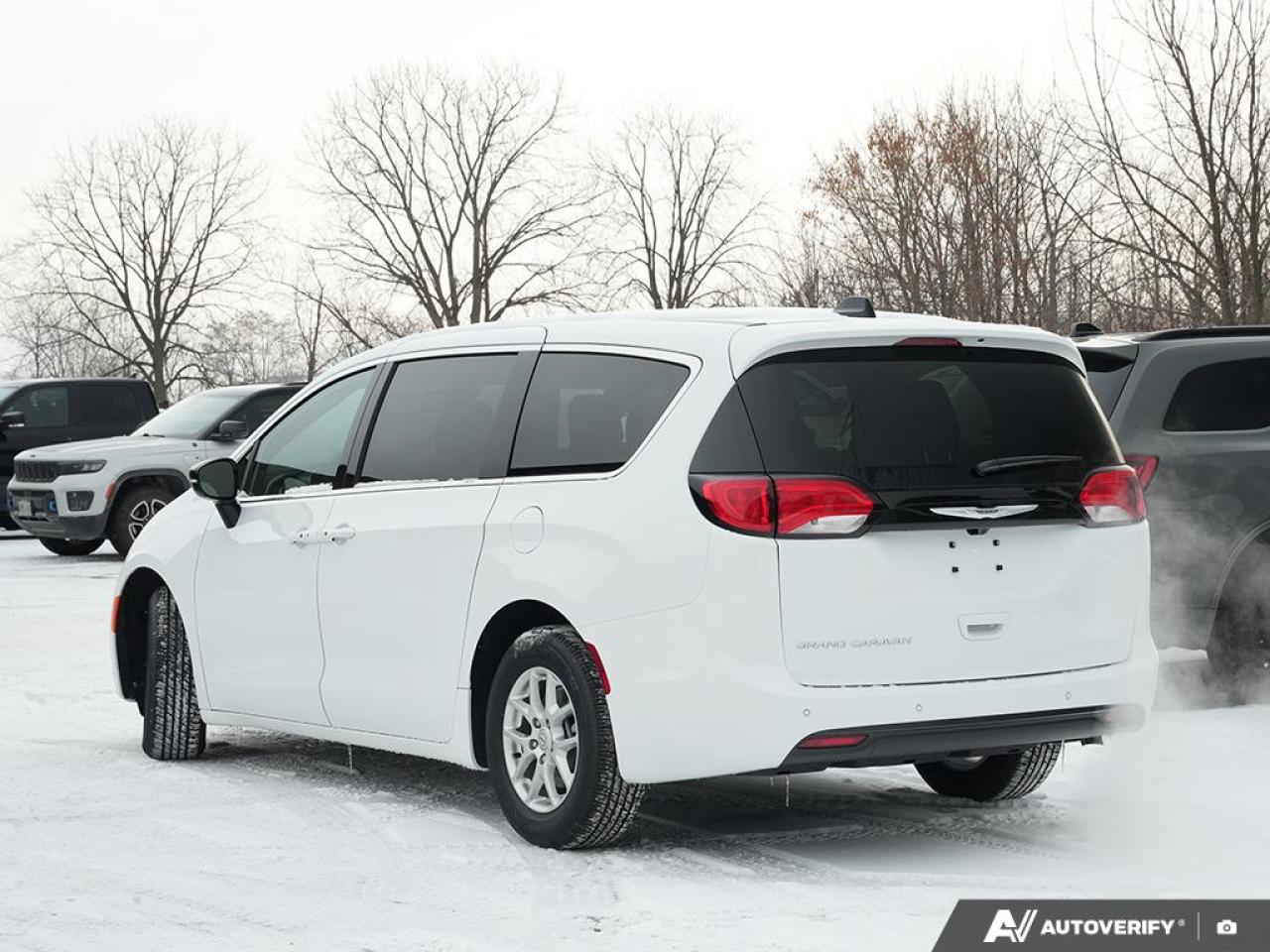 2026 Chrysler Grand Caravan SXT Front-Wheel Drive Passenger Van Photo3
