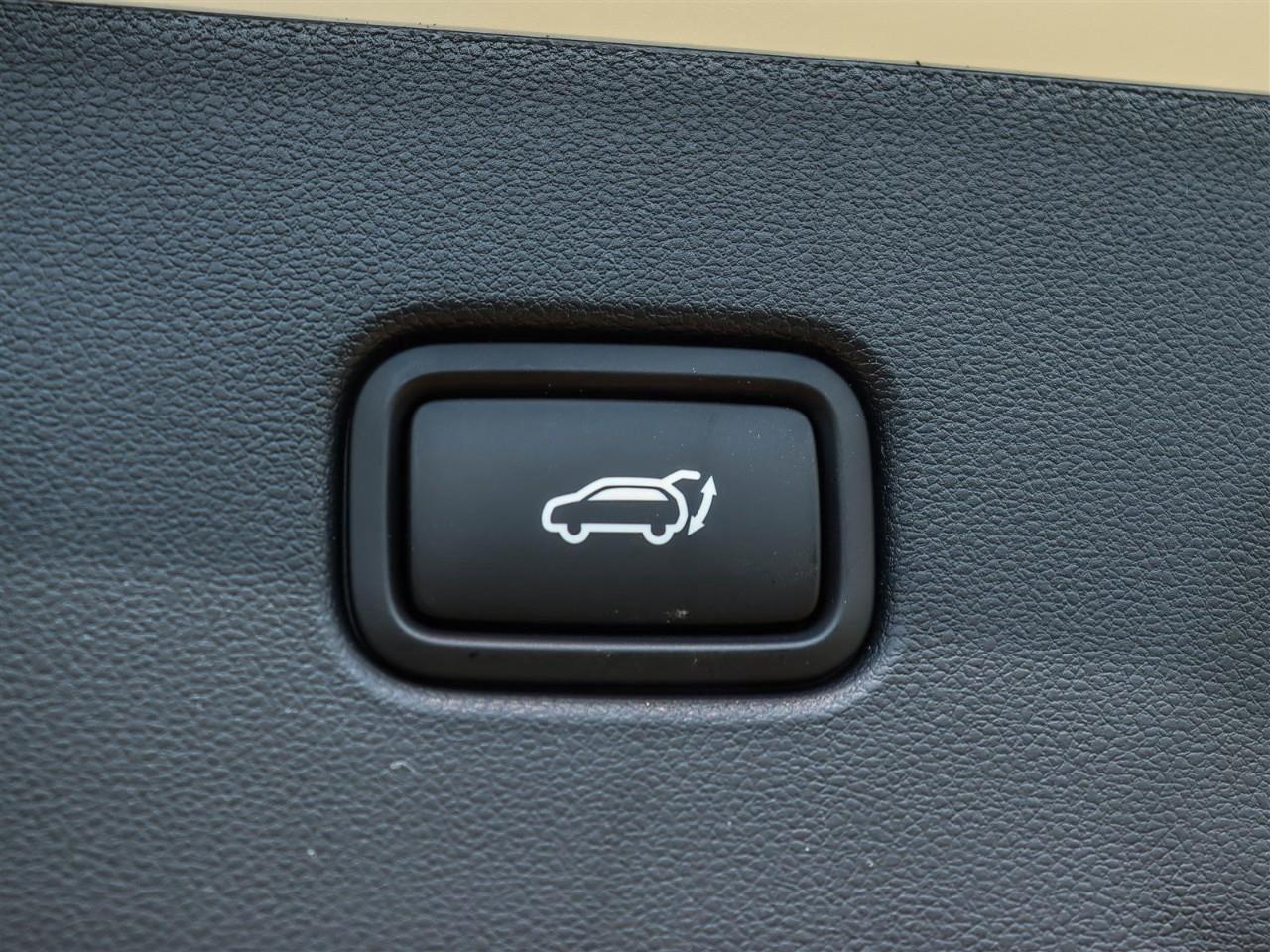 2025 Hyundai Tucson Plug-In Hybrid Ultimate 4dr All-Wheel Drive Photo