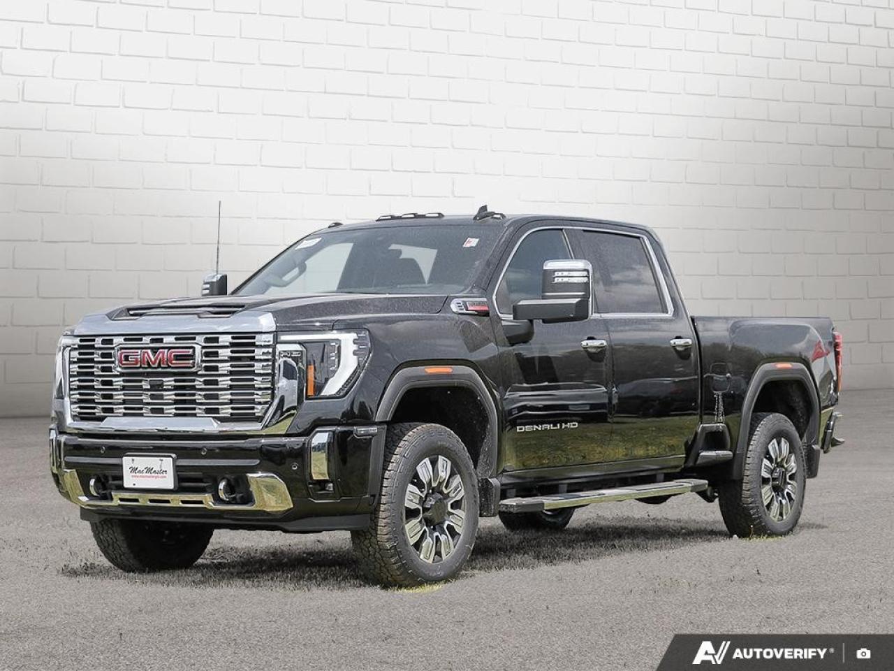 2025 GMC SIERRA 2500HD 4WD Crew Cab Standard Box Denali Photo0