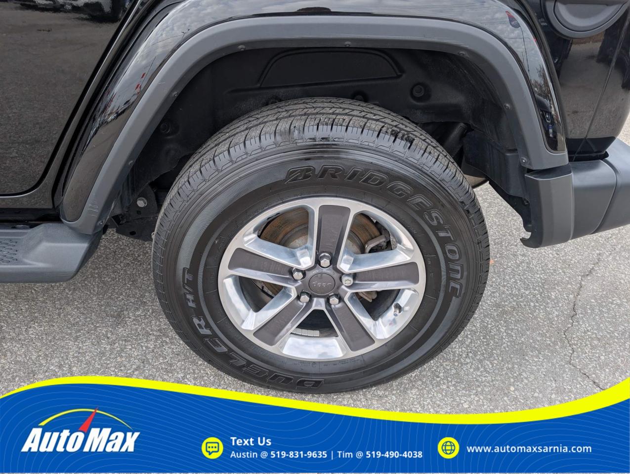 2021 Jeep WRANGLER UNLIMITED Sahara 4dr 4x4 Photo