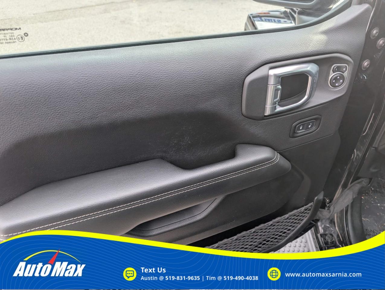 2021 Jeep WRANGLER UNLIMITED Sahara 4dr 4x4 Photo