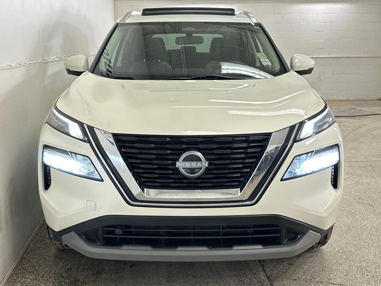 2023 Nissan Rogue SV Moonroof 4dr All-Wheel Drive Sport Utility Photo