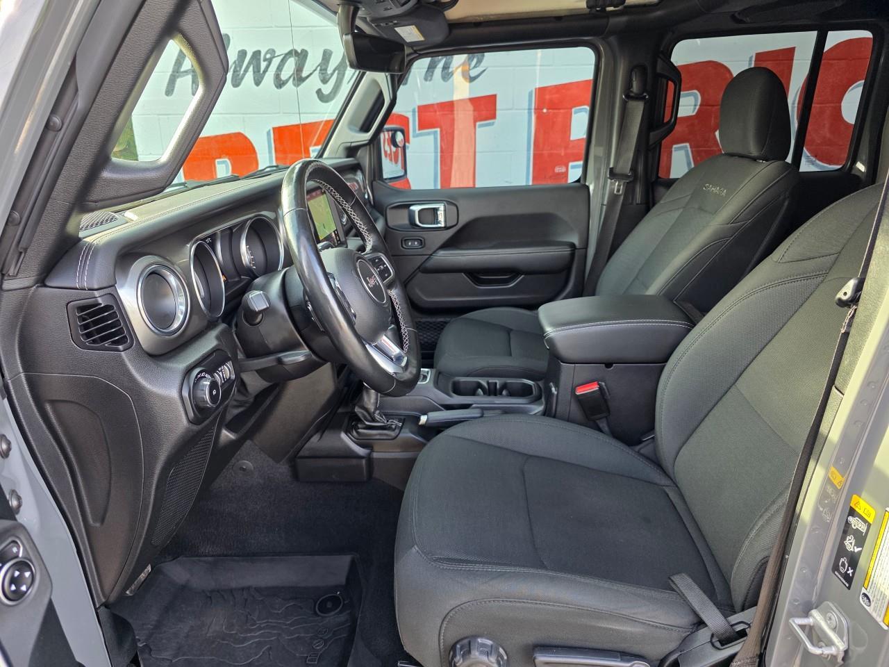 2021 Jeep WRANGLER UNLIMITED Sahara 4dr 4x4 Photo