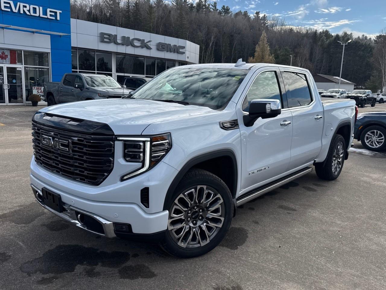 2026 GMC Sierra 1500 Crew Cab Short Box 4-Wheel Drive Denali Ultimate Photo0