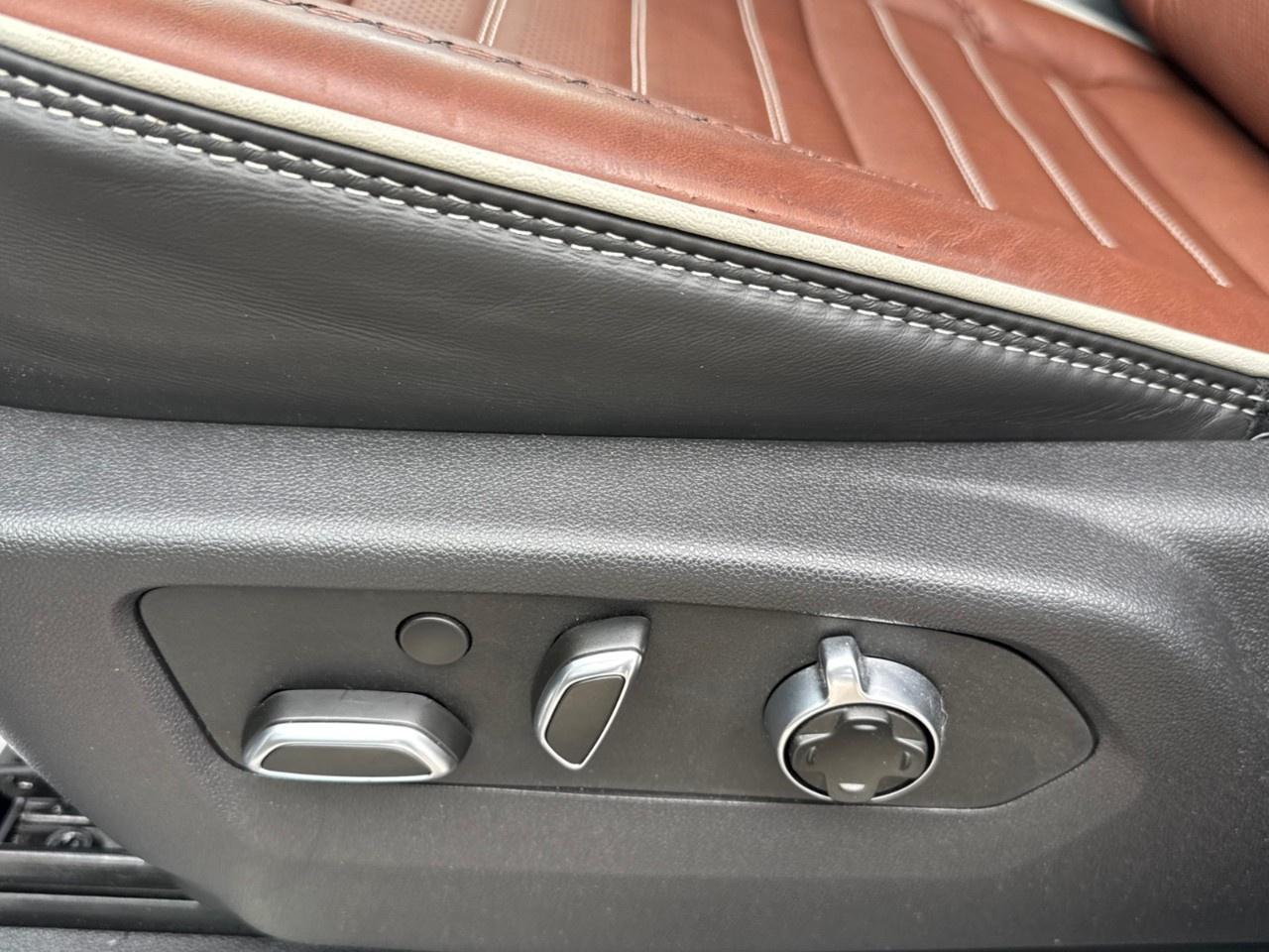 2026 GMC Sierra 1500 Crew Cab Short Box 4-Wheel Drive Denali Ultimate Photo