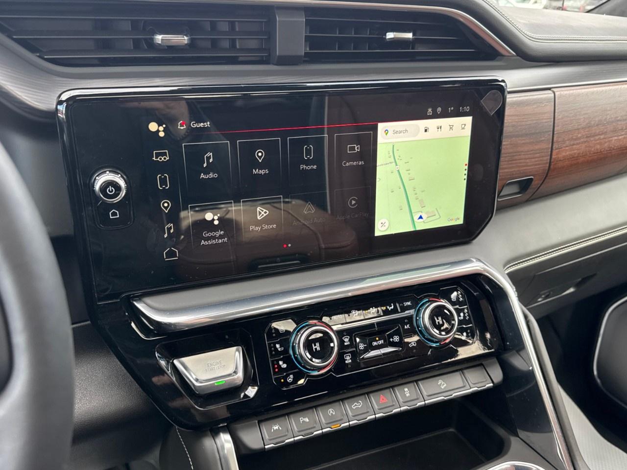 2026 GMC Sierra 1500 Crew Cab Short Box 4-Wheel Drive Denali Ultimate Photo