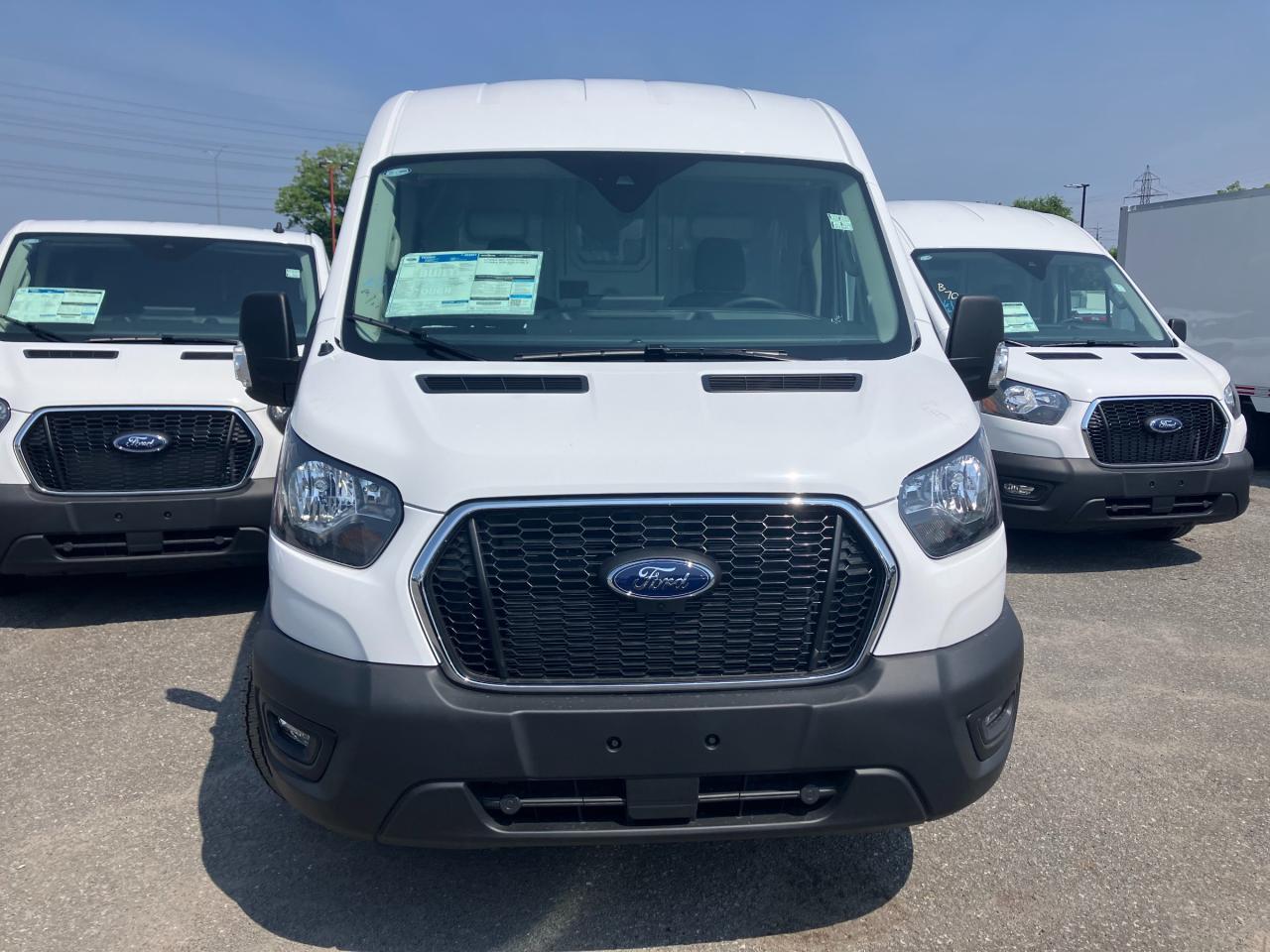 2025 Ford Transit-250 Cargo Base Rear-Wheel Drive Medium Roof Van 148 in. WB Photo