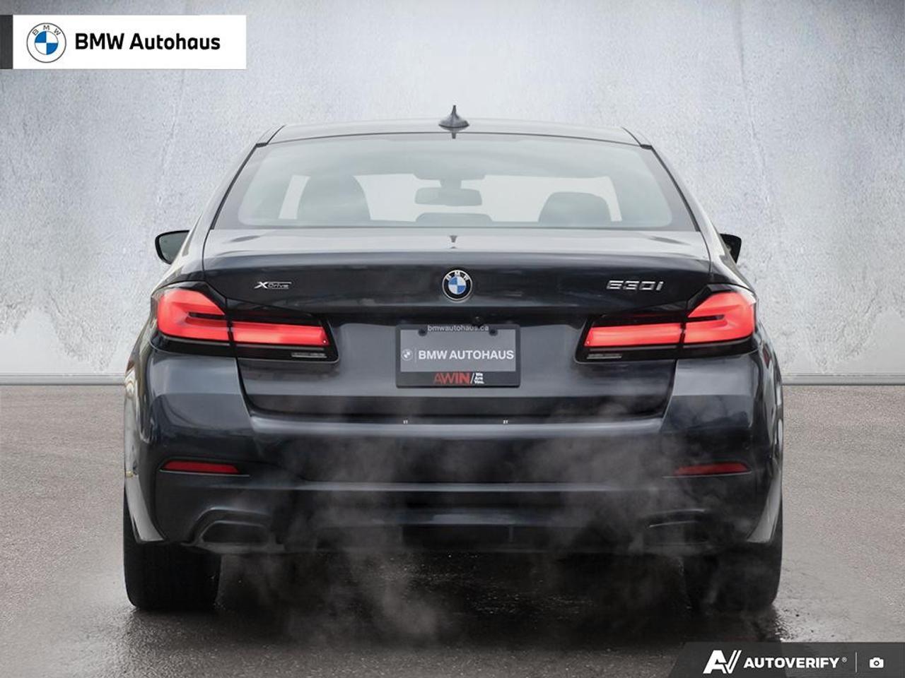 2022 BMW 5 Series 530i xDrive Sedan Photo