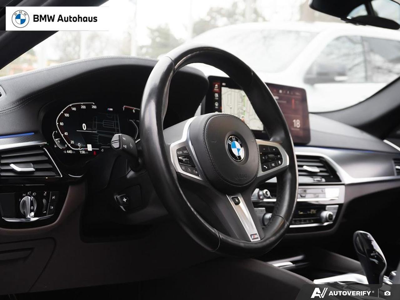 2022 BMW 5 Series 530i xDrive Sedan Photo